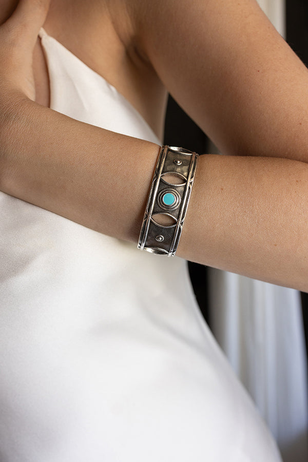 ΕΠΑΡΓΥΡΗ-VINTAGE-ΧΕΙΡΟΠΕΔΑ