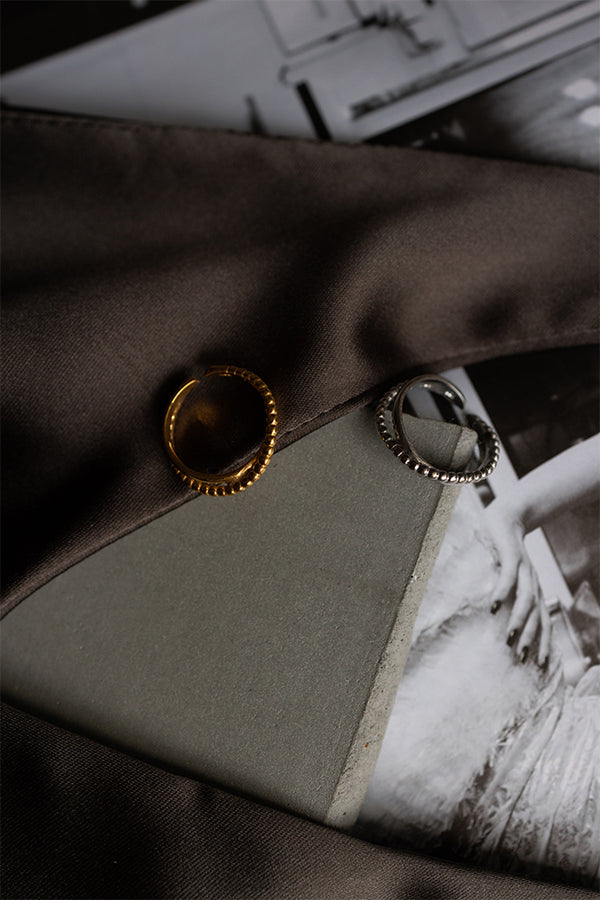 ΔΑΧΤΥΛΙΔΙ-ΔΙΠΛΟ-ΒΕΡΑΚΙ