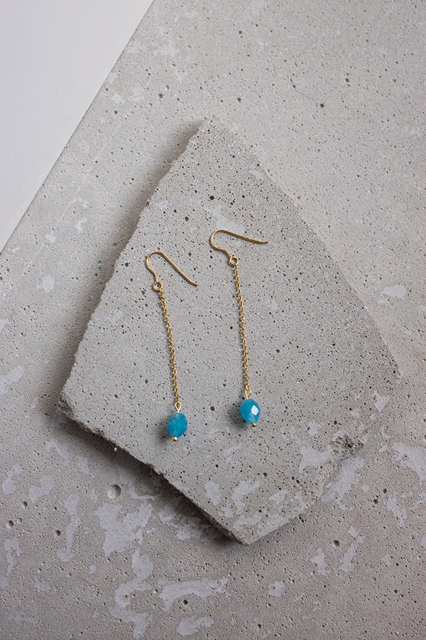 μακρια-σκουλαρικια-απατιτης