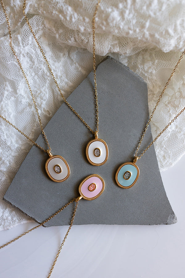 ΚΟΛΙΕ-ΜΕΝΤΑΓΙΟΝ-ΓΚΛΙΤΕΡ