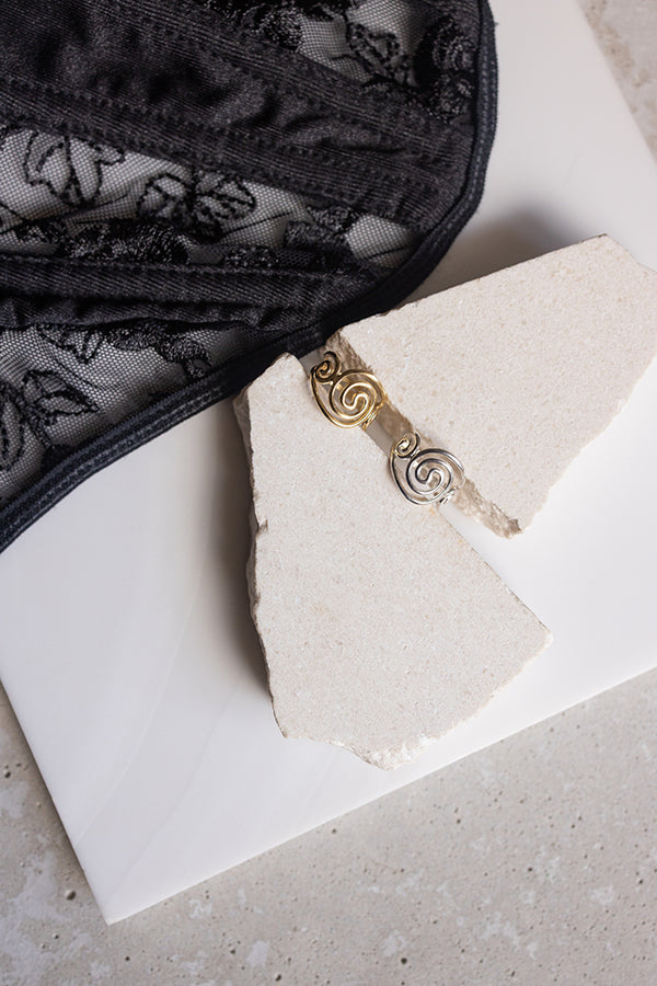 ΔΑΧΤΥΛΙΔΙ-ΑΝΟΙΓΟΜΕΝΟ-925