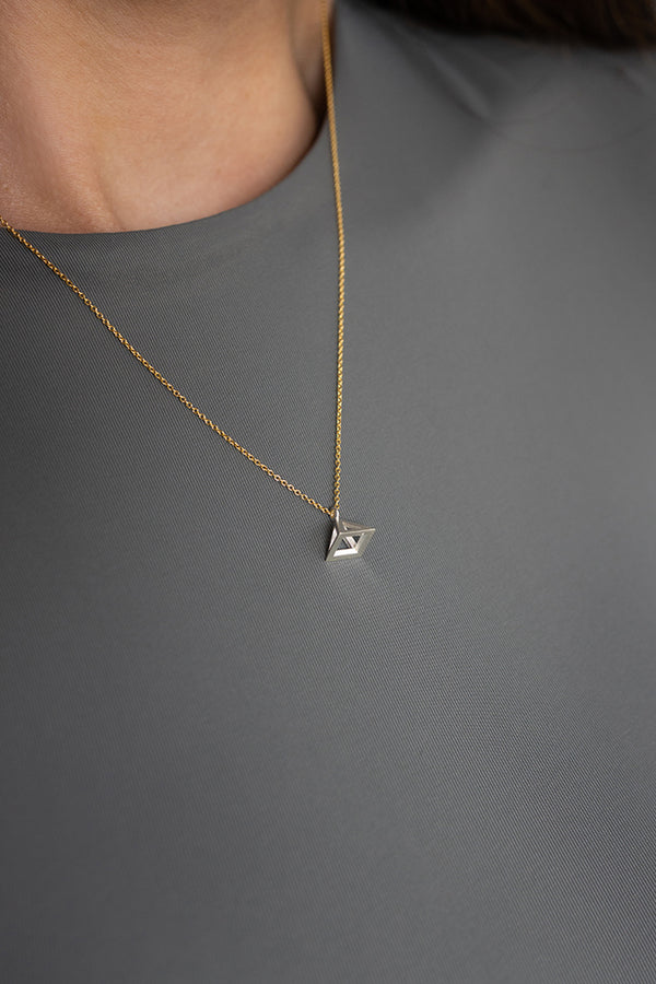 ΚΟΛΙΕ-ΠΥΡΑΜΙΔΑ-925