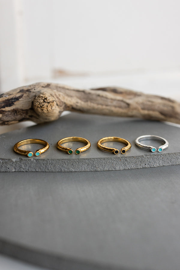 ΔΑΧΤΥΛΙΔΙ-ΑΝΟΙΓΟΜΕΝΟ-ΟΡΕΙΧΑΛΚΟΣ