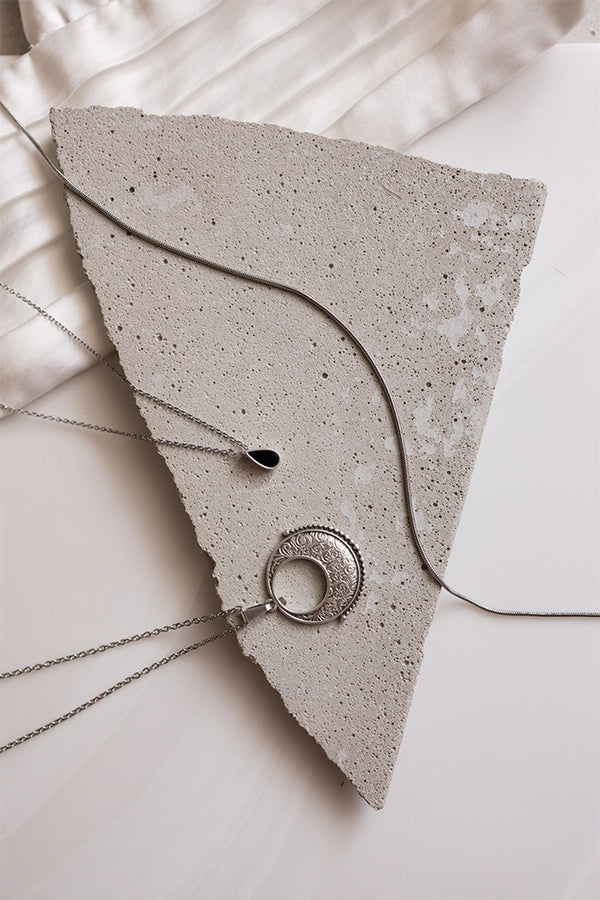 ατσαλινο-σετ-κολιε