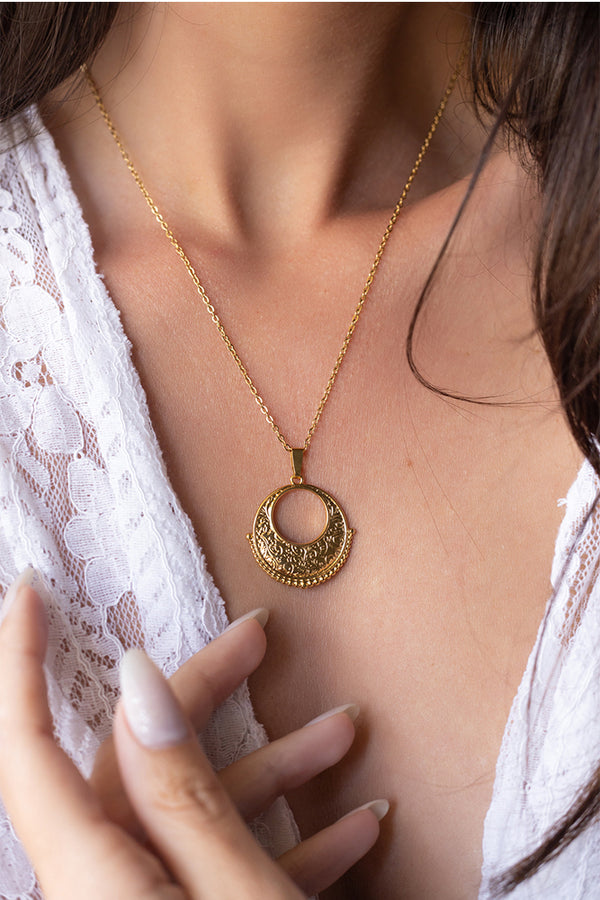 ιδιαιτερο-εθνικ-κολιε