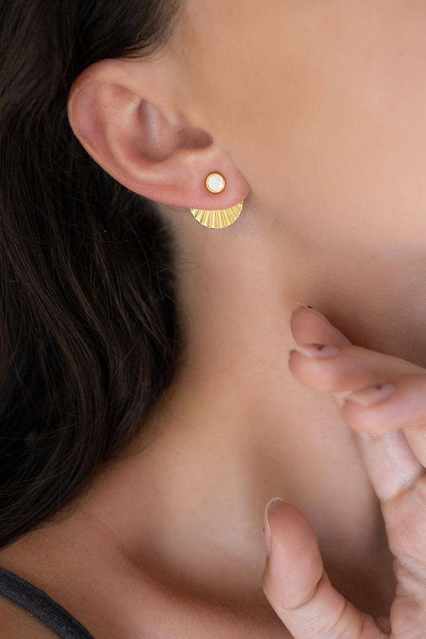 Seashell Ear Jackets White - Elinart