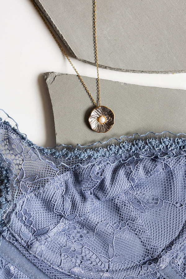 κολιε-ορειχαλκος-ατσαλι