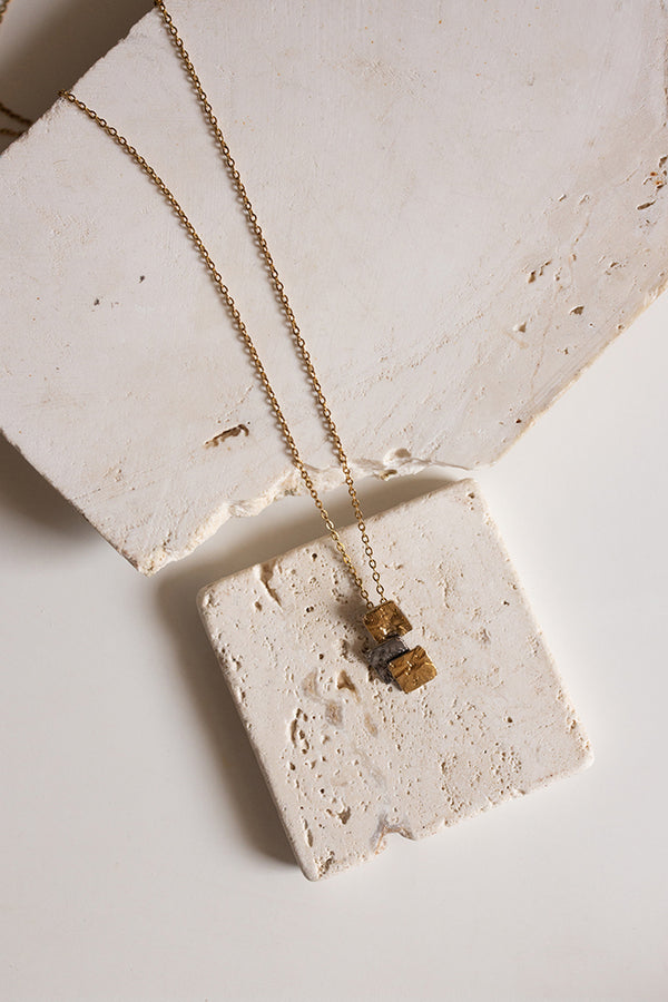 διχρωμο-ατσαλινο-κολιε