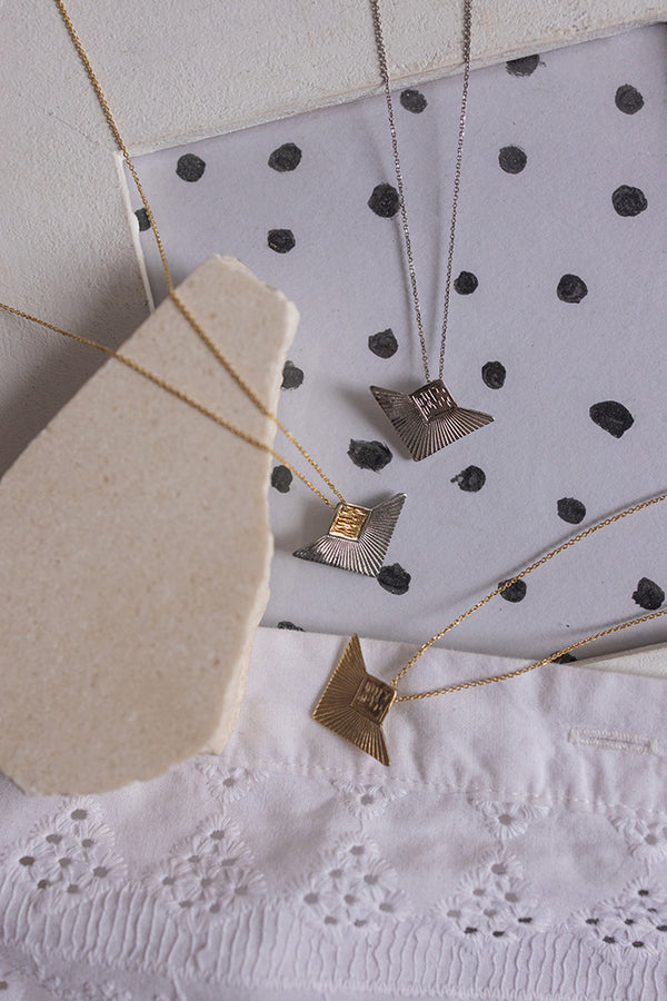 ΚΟΛΙΕ-ΑΣΗΜΙ-925